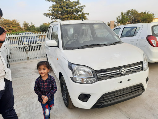 Maruti Suzuki ARENA (Vimco Motors) Automotive | Show Room