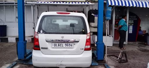 Maruti Suzuki Authorised Service Automotive | Show Room