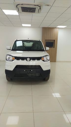 MARUTI SUZUKI CAR SHOWROOM Automotive | Show Room