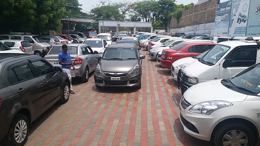 Maruti Suzuki Service and True value Automotive | Show Room