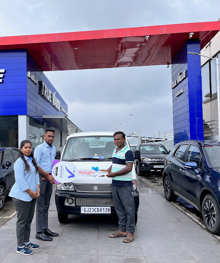 Maruti Suzuki True Value (Amar Cars) Automotive | Show Room