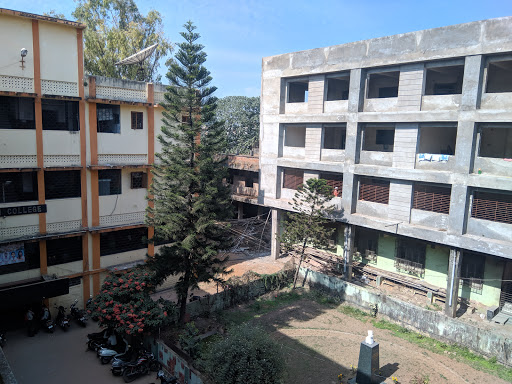 रांची मारवाड़ी कॉलेज के प्रबंधन पर छात्रों ने लगाया पैसा मांगने का आरोप Ranchi Marwari College management students accused of demanding money