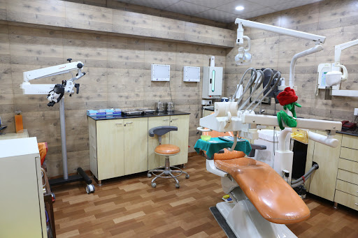 Maximus Specialist Dental Center|Medical Services|Dentists