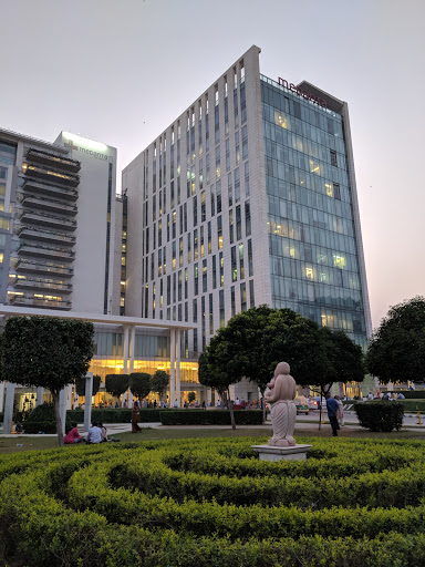 Medanta: The Medicity Medical Services | Healthcare