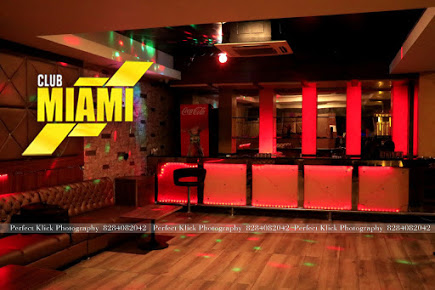 MIAMI (Club & Lounge)|Bar|Food and Restaurant