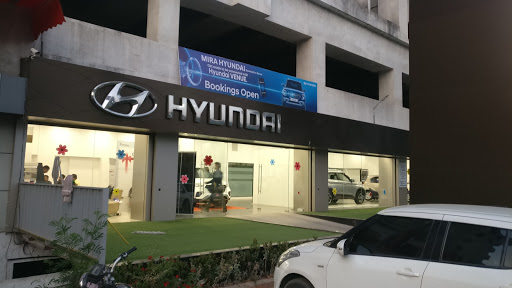 Mira Hyundai Automotive | Show Room