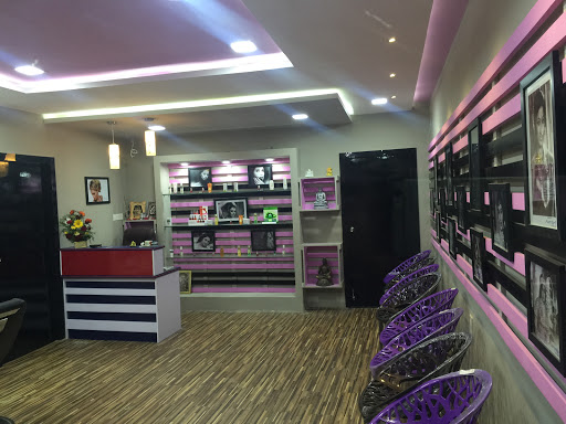 MIRROR Hair & Beauty Salon for Women Active Life | Salon