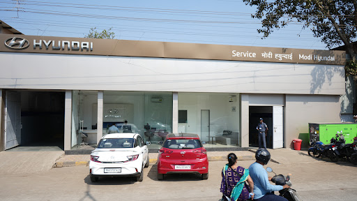 Modi Hyundai  421501 Automotive | Show Room