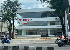 MODY TOYOTA Automotive | Show Room