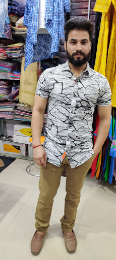 Monte Carlo - kanpur Shopping | Store