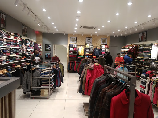 Monte Carlo - Varanasi Shopping | Store