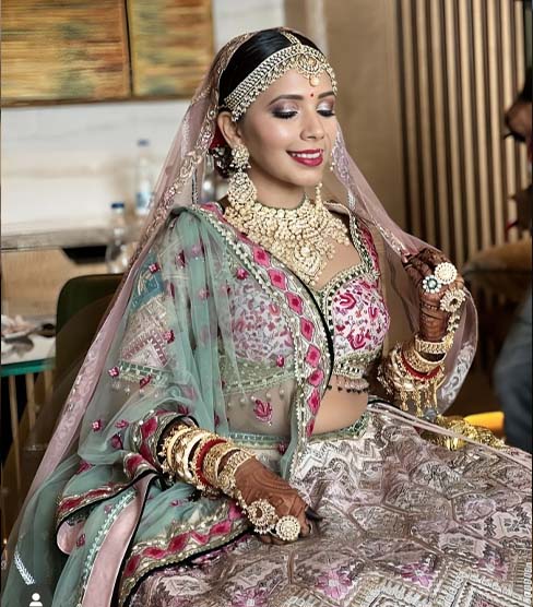 Mriin Arora Makeovers Active Life | Salon