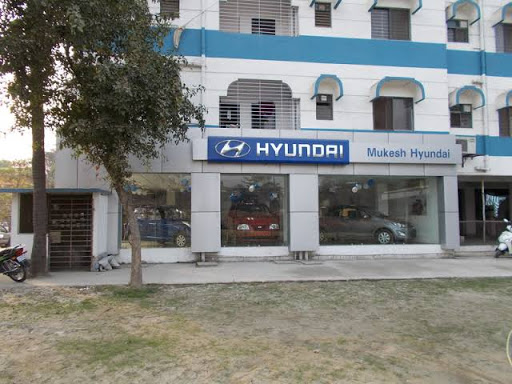 Mukesh Hyundai Automotive | Show Room