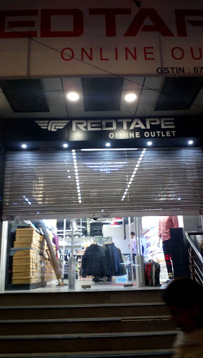 Mukherjee Nagar RedTape Shopping | Store