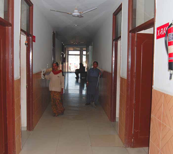 Narain Hospital & CT Scan Ambala Hospitals 004
