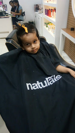 Naturals Active Life | Salon