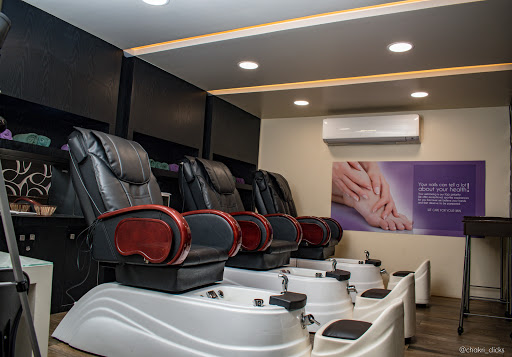 Naturals Salon & Spa , Banjara Hills Active Life | Salon