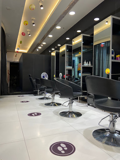 Naturals Salon & Spa Express Avenue Active Life | Salon