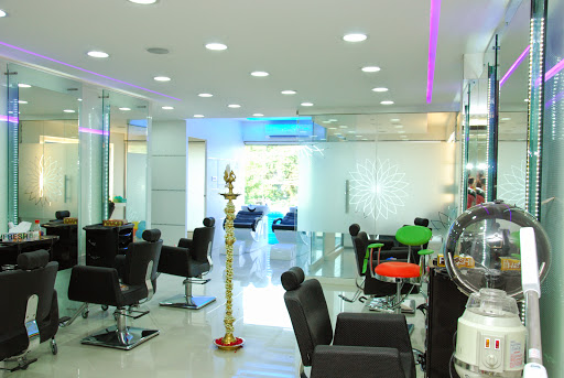 Naturals Salon & Spa Active Life | Salon