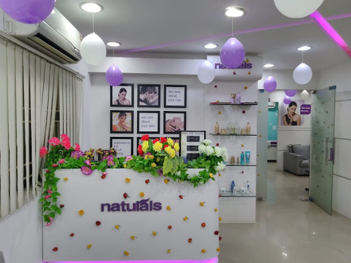 Naturals Unisex Hair Stylist Beauty Active Life | Salon