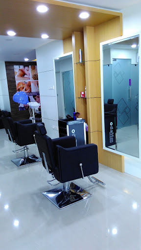 Naturals Unisex Salon Active Life | Salon