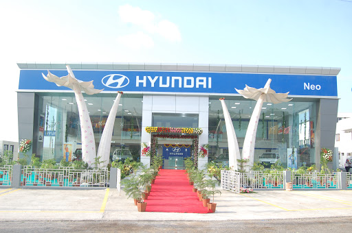 Neo Hyundai Automotive | Show Room