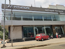 Neon Hyundai Automotive | Show Room