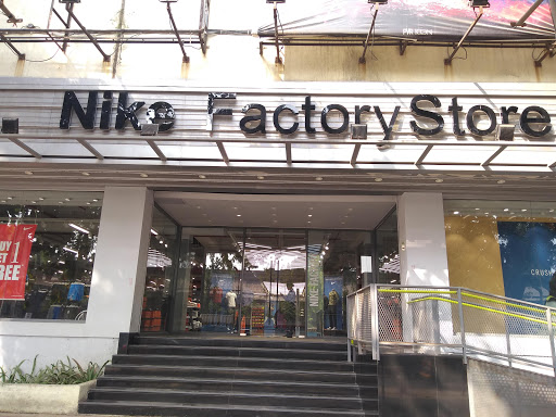 Nike factory outlet mulund west sale