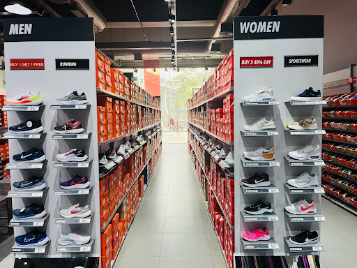 Nike Factory Store Shopping | Store