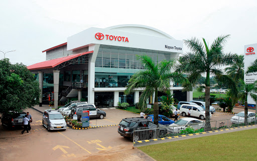 NIPPON TOYOTA Sales Automotive | Show Room