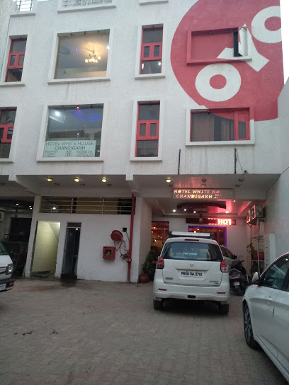 OYO 5375 Hotel White House|Hotel|Accomodation