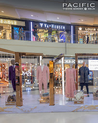 Pacific Mall Tagore Garden New Delhi Mall 003