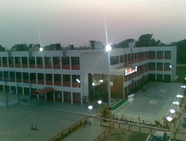 Pandit Mohan Lal Sanatan Dharam School Chandigarh Schools 02