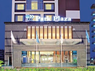 Park Plaza Logo