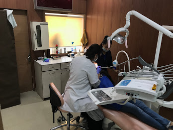 Parminder Sidanas Dental Clinic Medical Services | Dentists