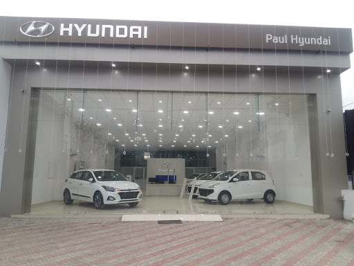 Paul Hyundai Showroom Automotive | Show Room