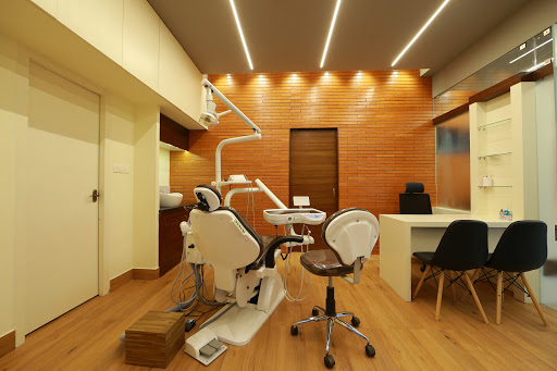 Perumanoor Dental Clinic & Implant Centre Medical Services | Dentists