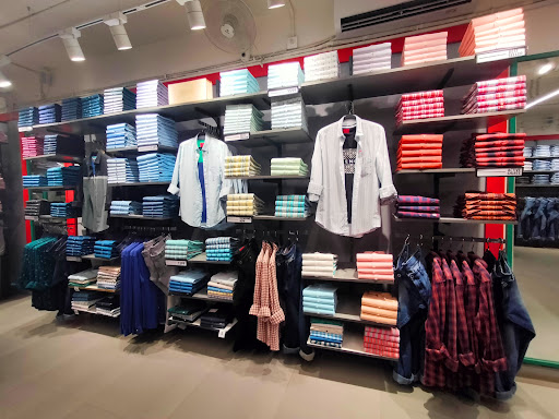 Peter England - Bhind Shopping | Store