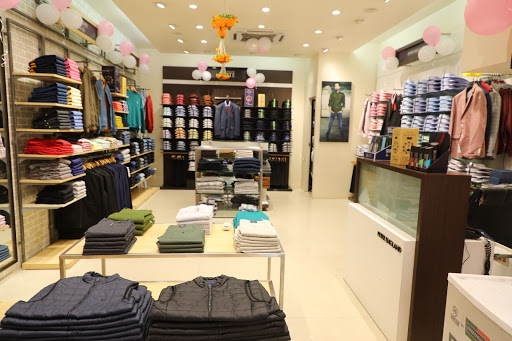 Peter England (Dhule) Shopping | Store