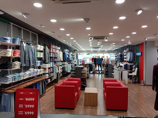 Peter England Kamla Nagar Shopping | Store