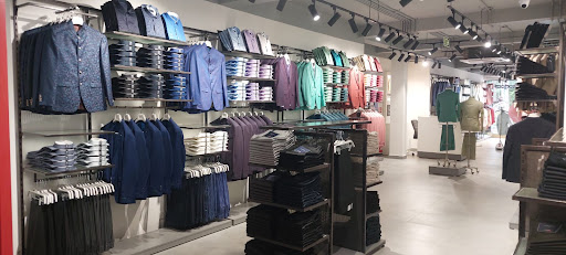 Peter England Showroom Dharwad Shopping | Store