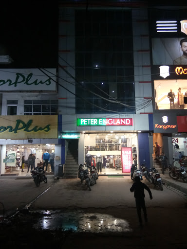 Peter England Showroom Faridabad Shopping | Store
