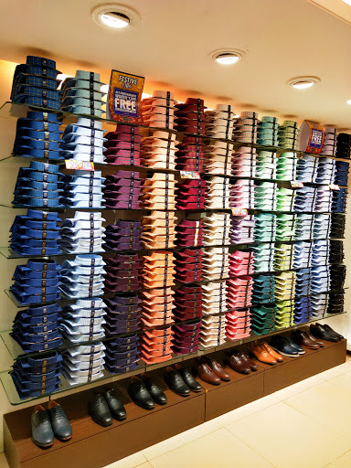 Peter England Showroom - Jaipur Shopping | Store