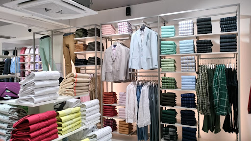 Peter England Showroom Kolar Shopping | Store