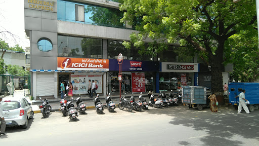 Peter England Store Ahmedabad Shopping | Store