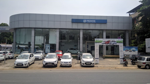 Popular Hyundai Automotive | Show Room