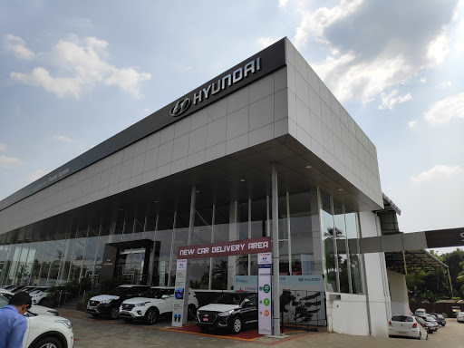 Popular Hyundai Automotive | Show Room