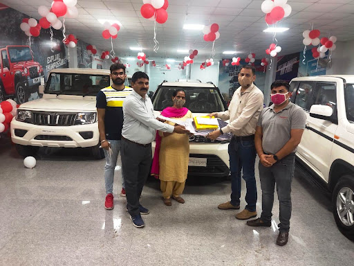 PP Mahindra Yamunanagar Automotive | Show Room