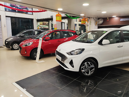 Prestige Hyundai Automotive | Show Room