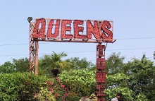 Queens Land - Logo